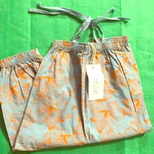 **SOLD** Picnik 6-12M NWT flower romper